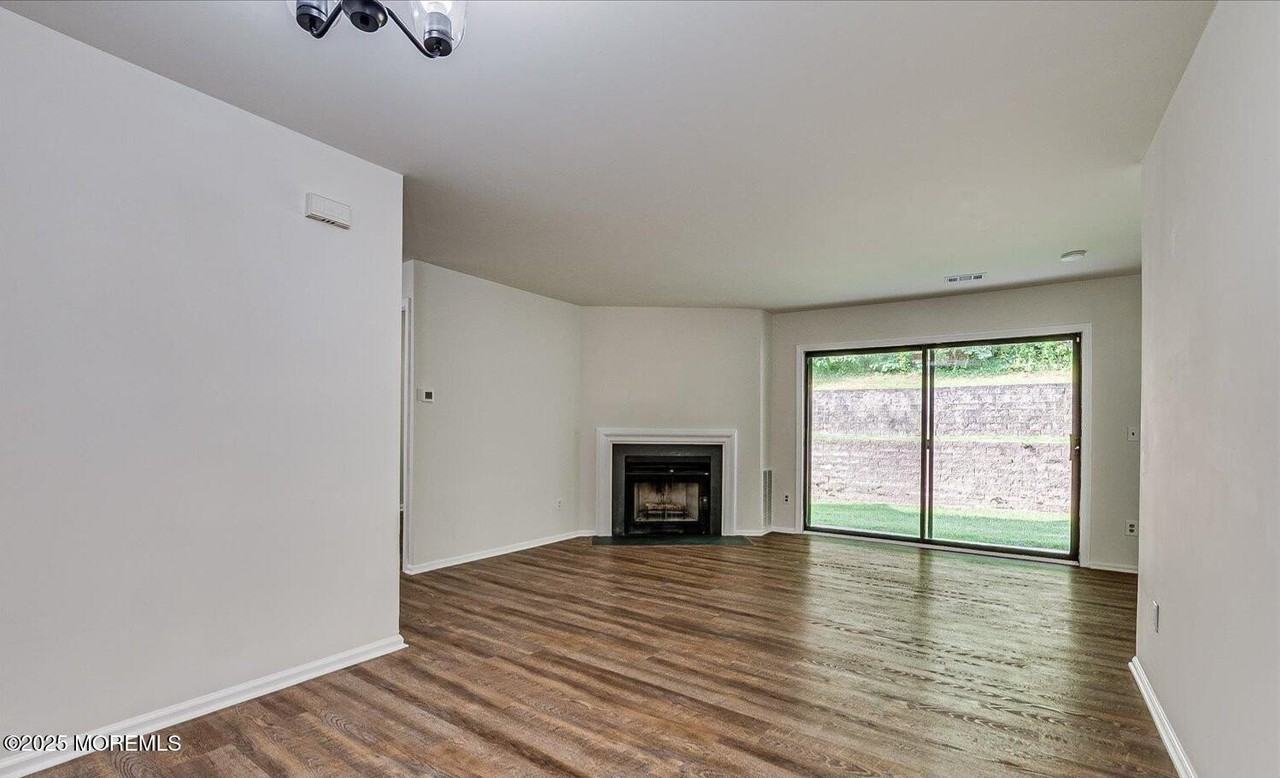 2006 Bayhead Drive #2006 - Photo 7 of 16