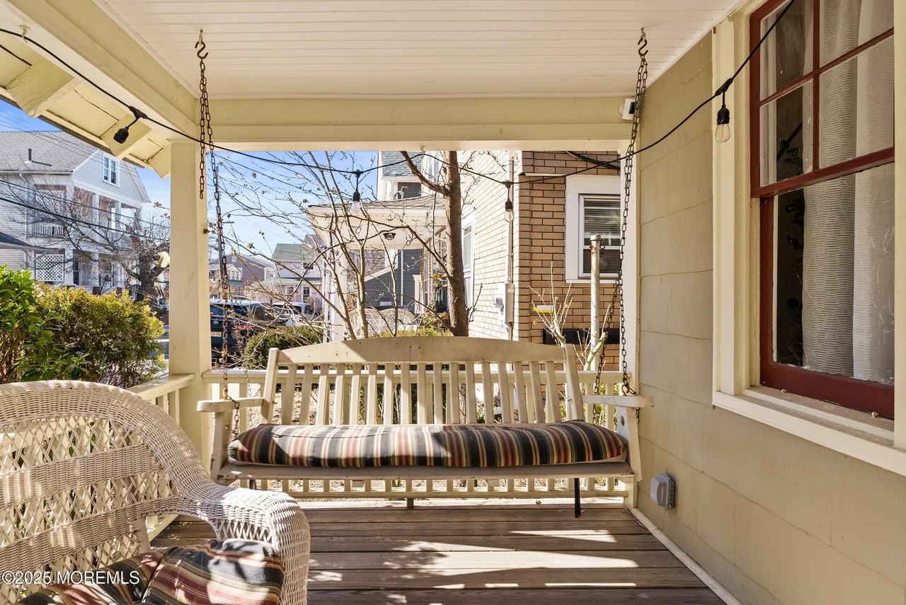 133 Mount Tabor Way - Photo 6 of 50