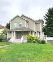 featured image of 223 Lewis St