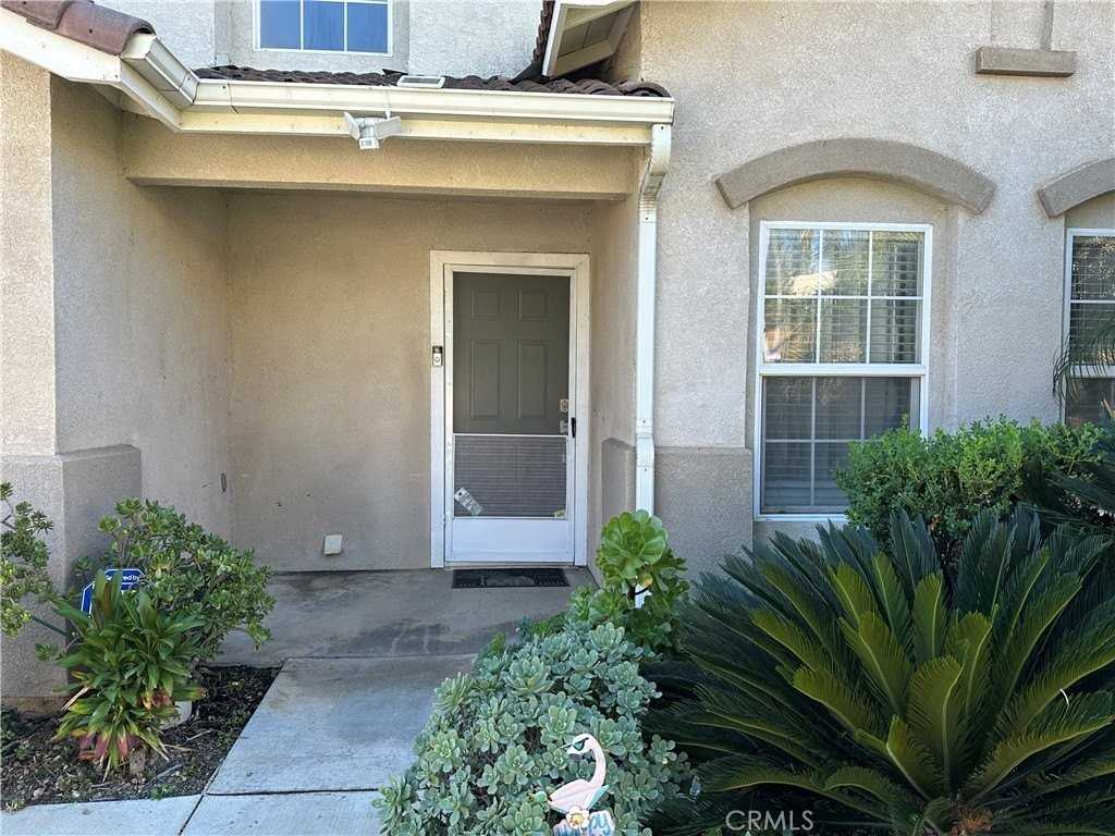 8941 Carnation Dr - Photo 5 of 50