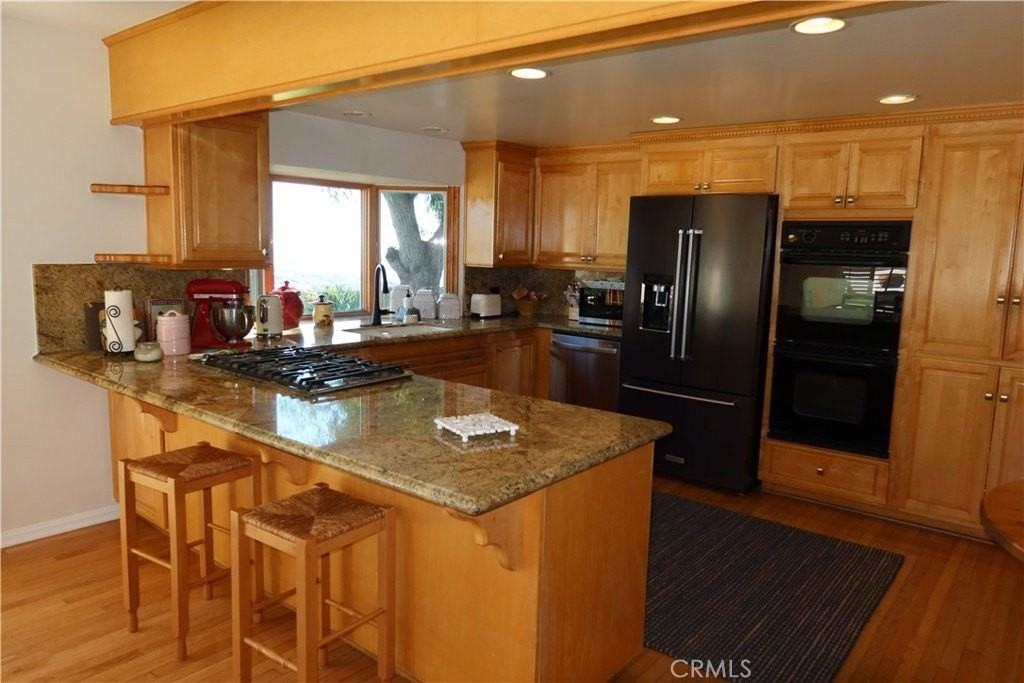 30742 Tarapaca Rd - Photo 5 of 25