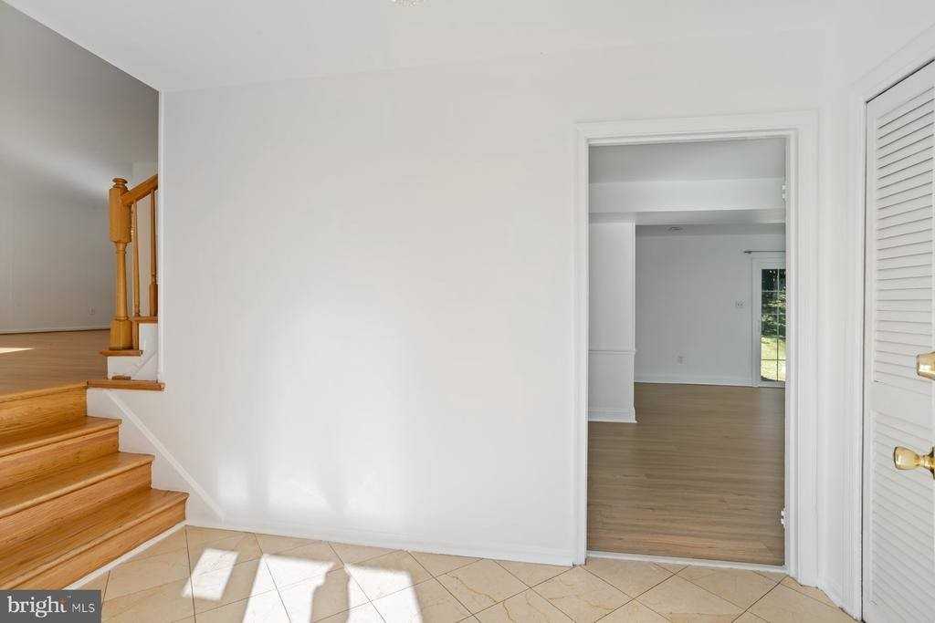 1242 Derbyshire Road - Photo 3 of 40