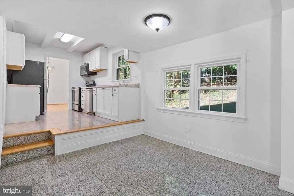 1242 Derbyshire Road - Photo 7 of 40