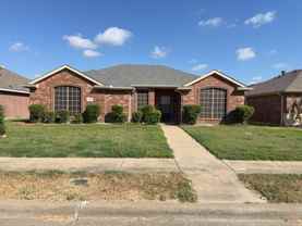 2333 Cedarwood Dr - Photo 1 of 1