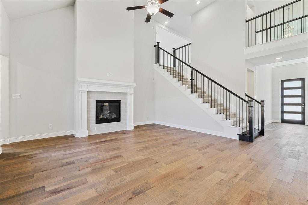 7123 Doe Creek Ln - Photo 7 of 40