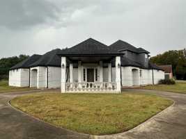 featured image of 1016 Santiago Trl