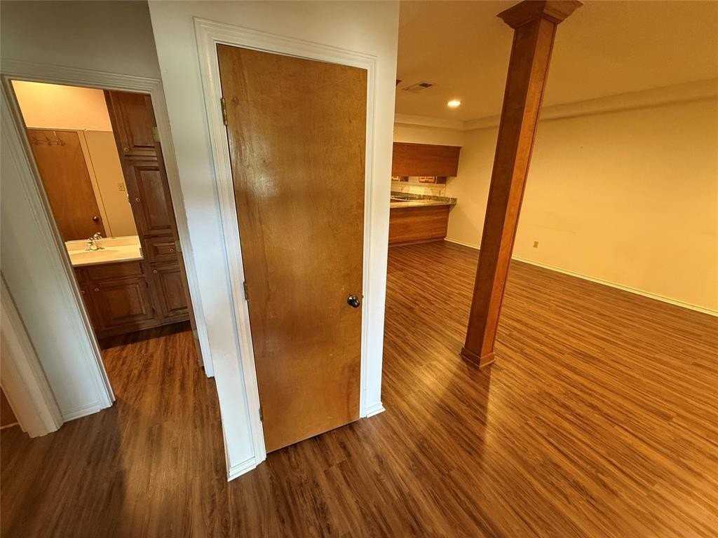 5883 Westhaven Dr - Photo 2 of 22