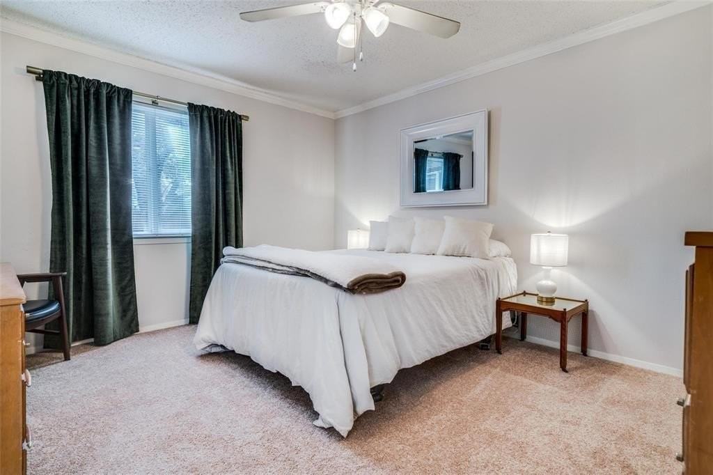 2910 Blueridge Ln - Photo 6 of 14