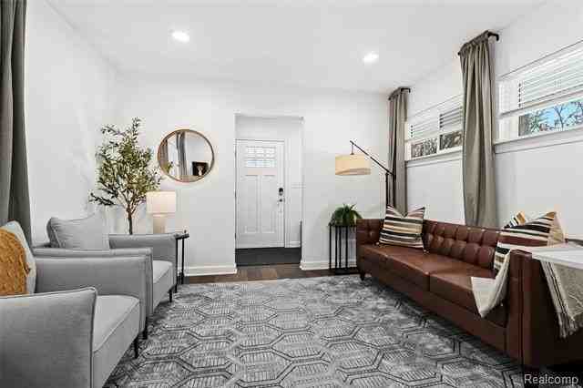 2566 Harrington Rd - Photo 6 of 50