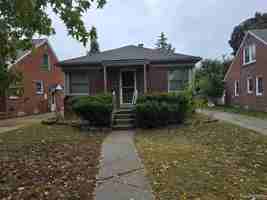 featured image of 718 N Vernon St