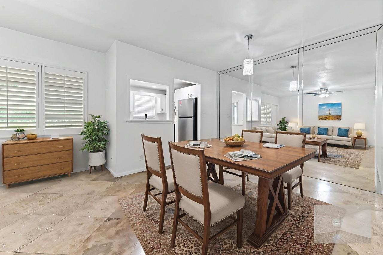 100 Royal Palm Way #1070 - Photo 6 of 17