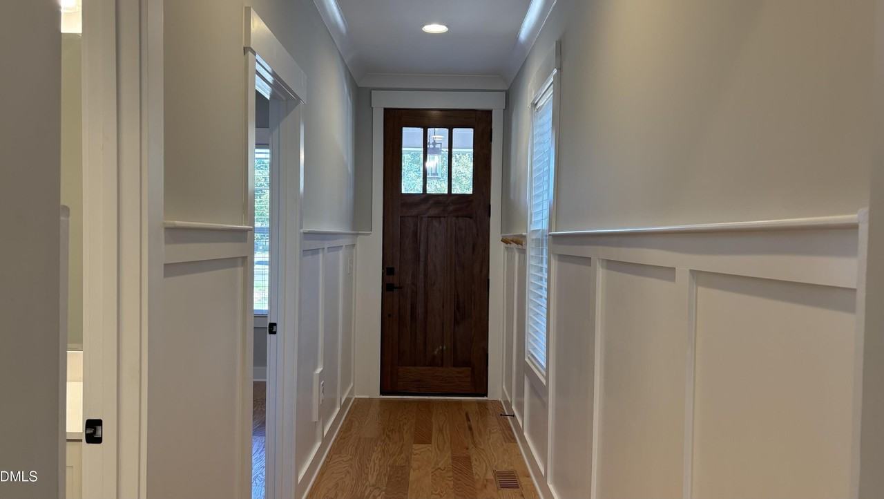 200 E Moore St Unit D #D - Photo 3 of 30