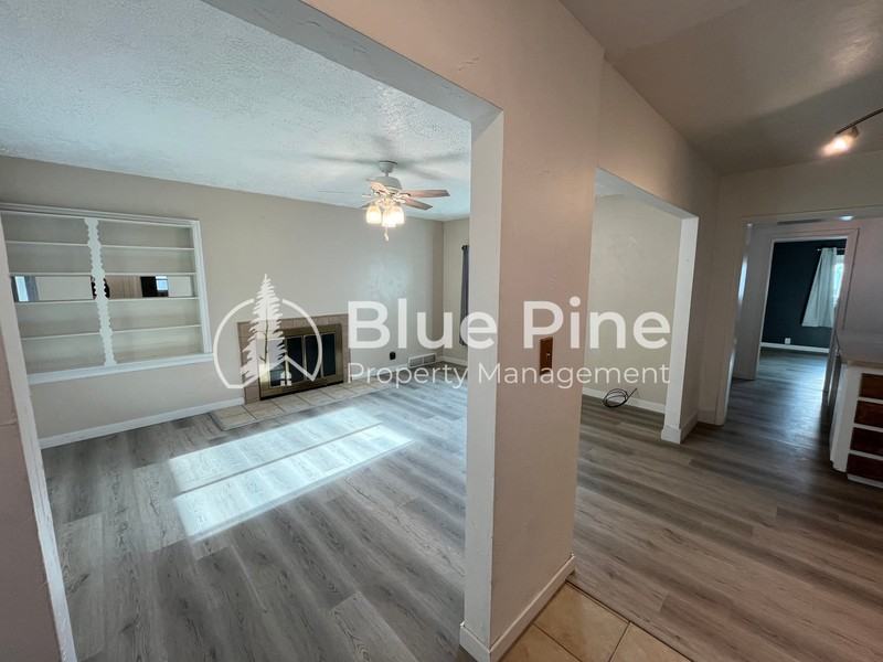 108 Horrocks Dr - Photo 2 of 21