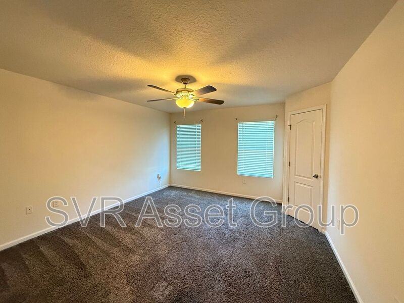 278 Pistachio Pl - Photo 4 of 12