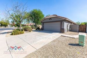 featured image of 44213 W Cypress Ln