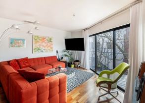 810 Nw Naito Pkwy - Photo 1 of 1