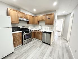 92A Hammond St #1B - Photo 1 of 1