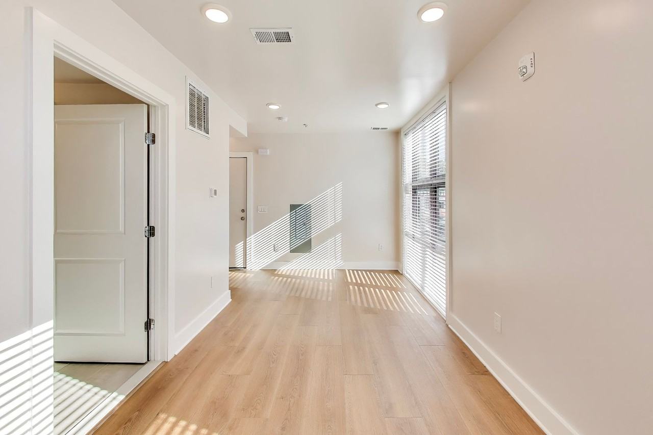 1100 Bladensburg Rd NE - Photo 6 of 43