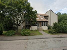 featured image of 14 Thompson Dr