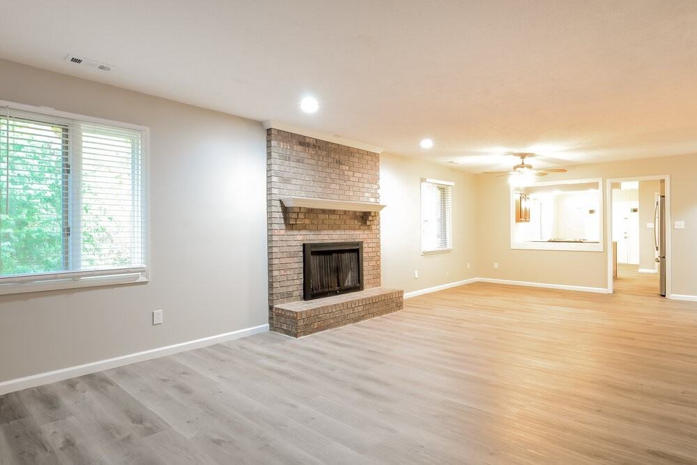 7419 Cherryhill Dr - Photo 5 of 17