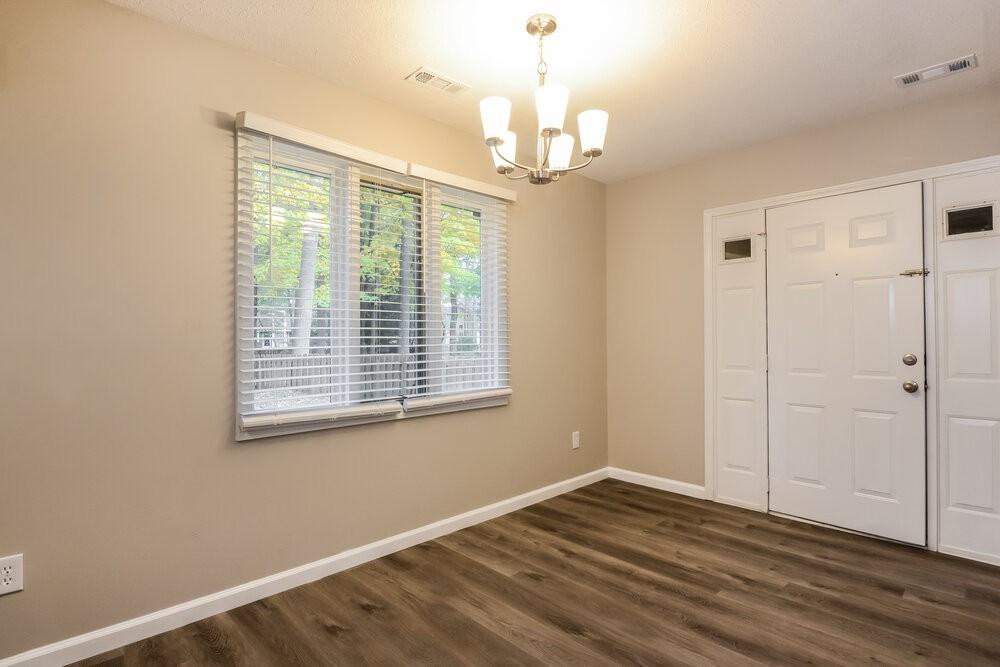 7419 Cherryhill Dr - Photo 6 of 17