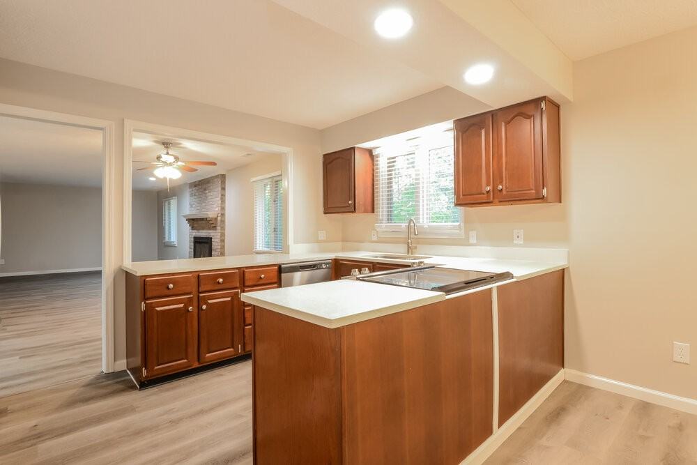 7419 Cherryhill Dr - Photo 7 of 17