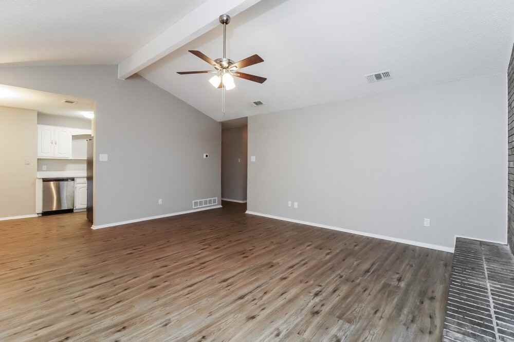 19 Atlanta Ct - Photo 4 of 16