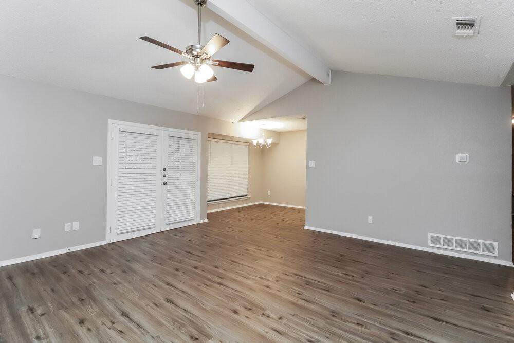 19 Atlanta Ct - Photo 7 of 16