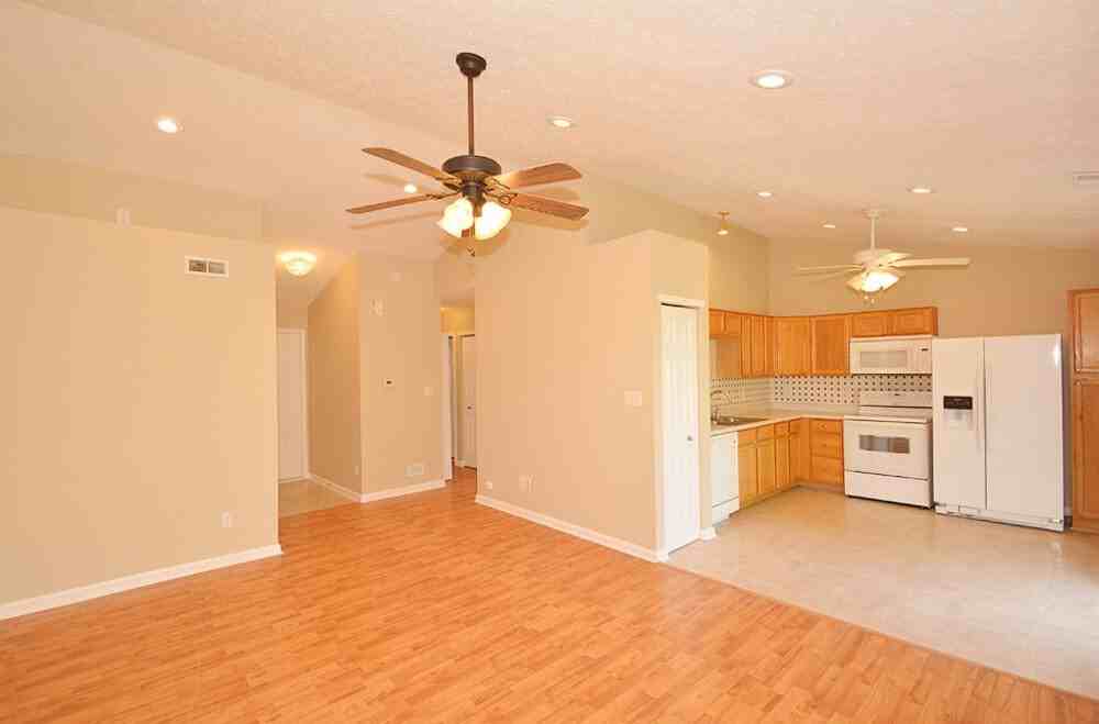 5842 Kiah Ct - Photo 4 of 20