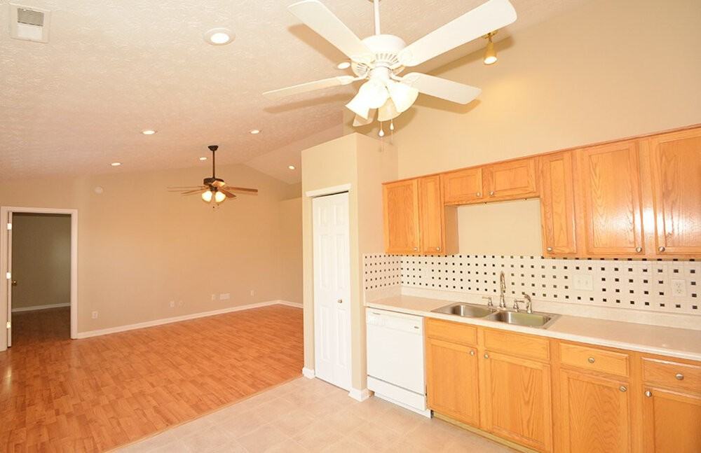 5842 Kiah Ct - Photo 7 of 20