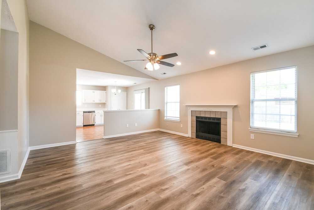 14 Lake Drive North - Photo 3 of 16