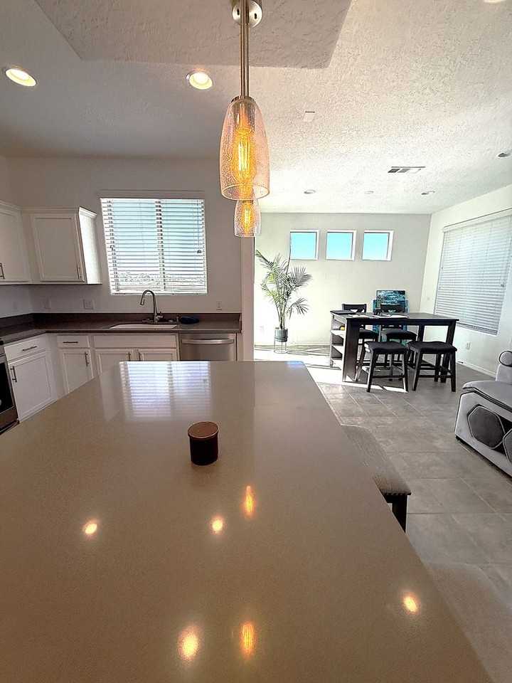 5238 Gold Hill Ln - Photo 4 of 21