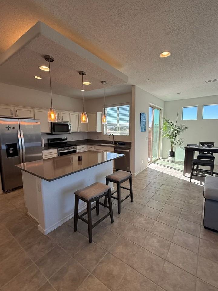 5238 Gold Hill Ln - Photo 3 of 21