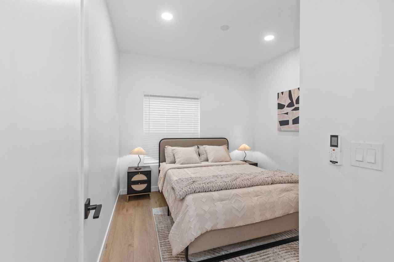 6704 Saranac St - Photo 4 of 34