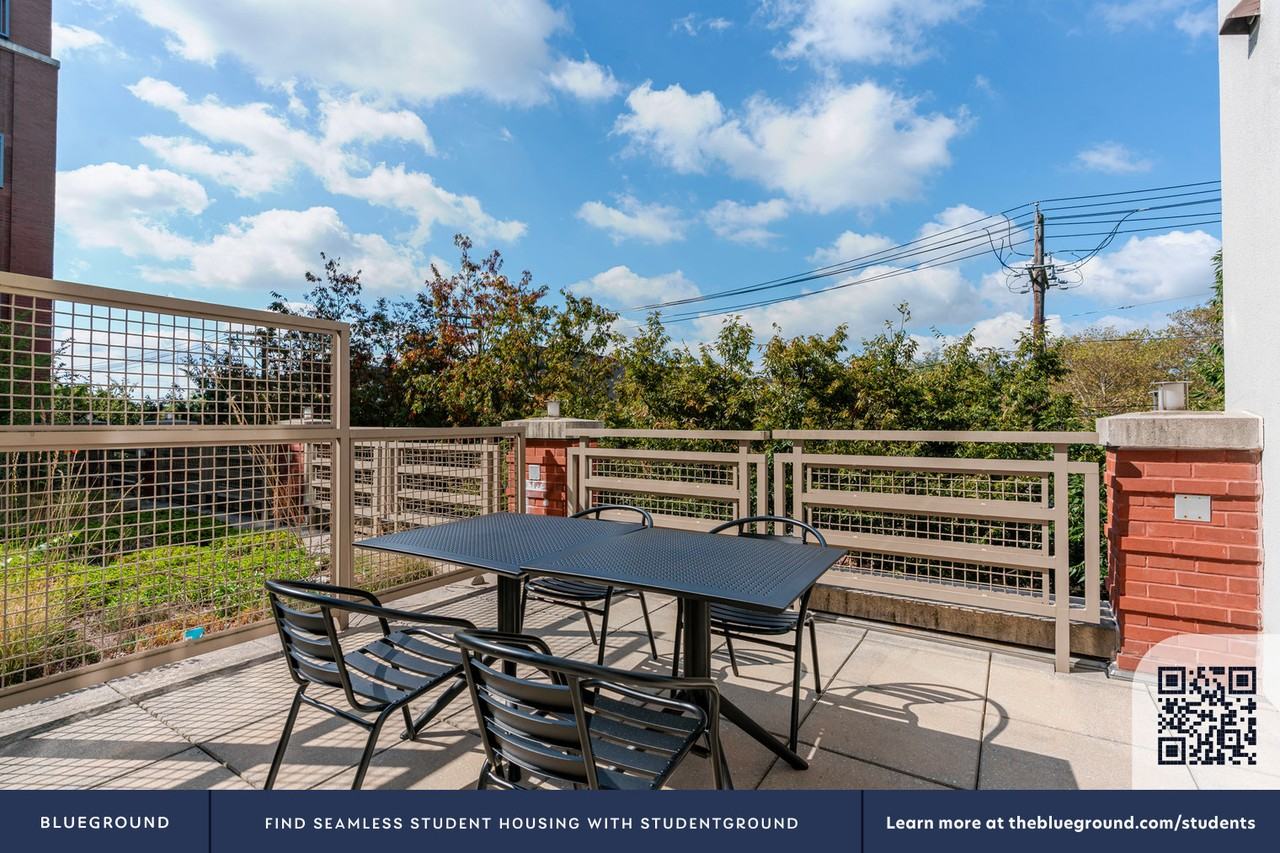 7131 Arlington Road - Photo 7 of 43