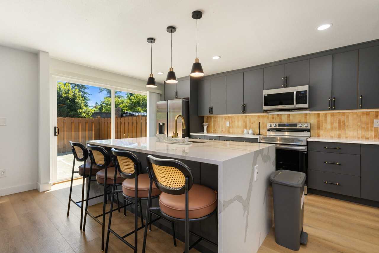 905 142nd Ave Se #1234621P - Photo 3 of 22