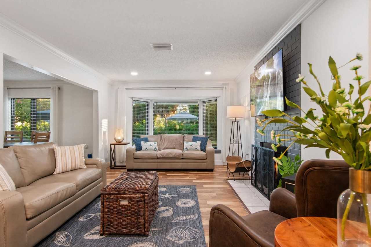 612 Montezuma Dr #1284308P - Photo 4 of 50