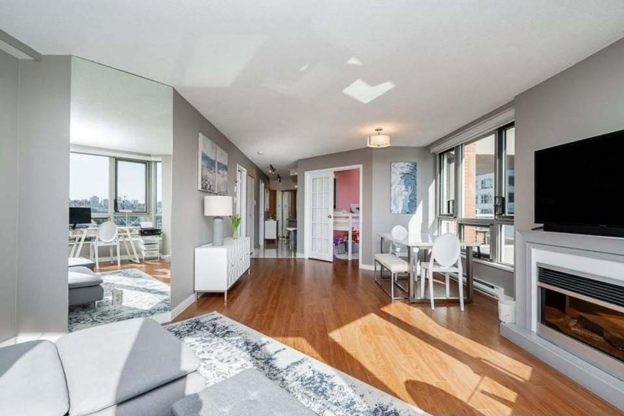 1625 Hornby St #1286042P - Photo 6 of 22