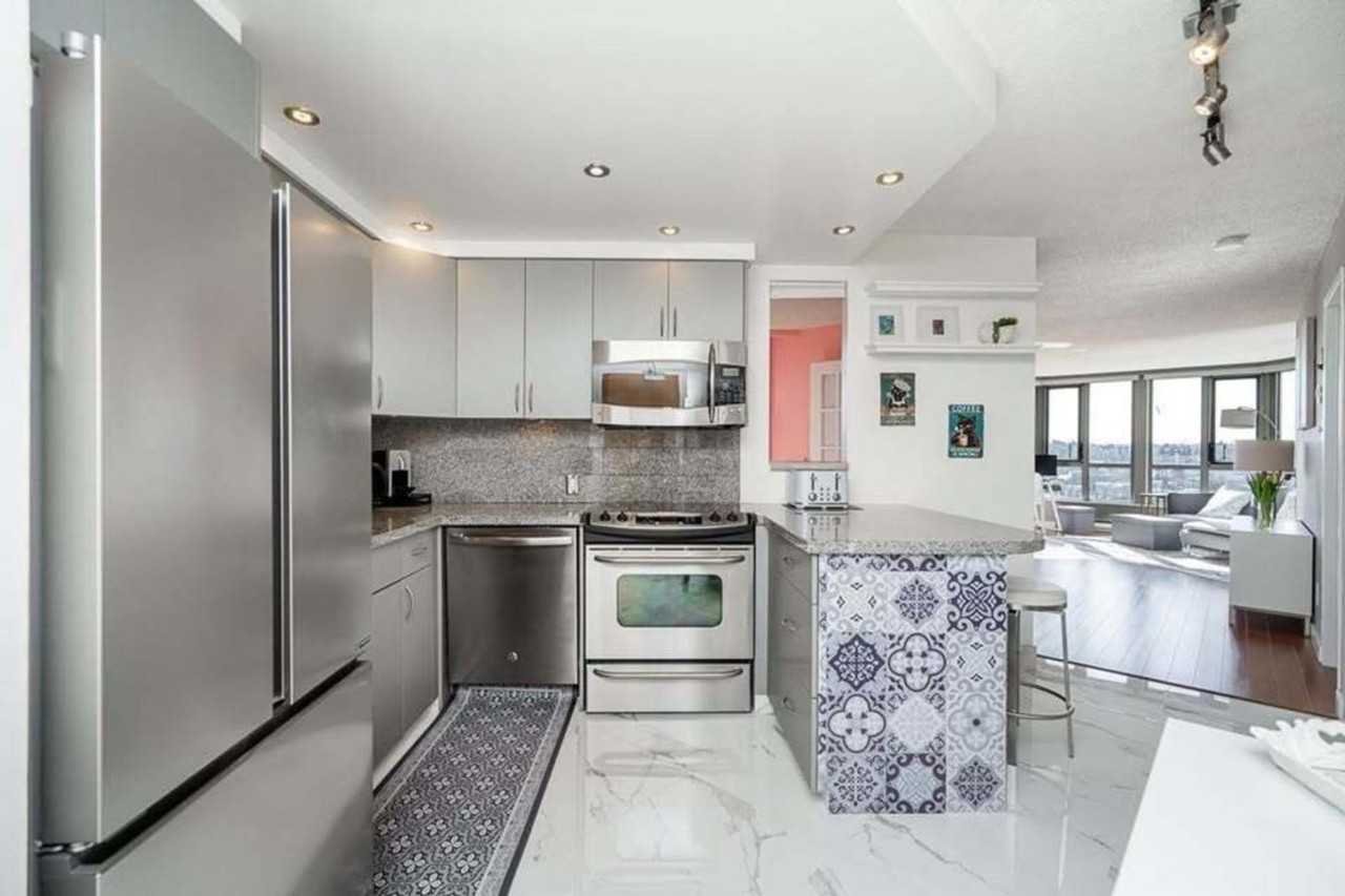 1625 Hornby St #1286042P - Photo 7 of 22