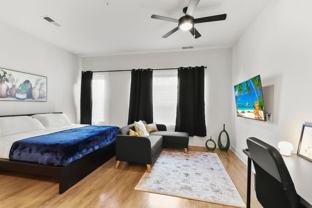 2317 W Grace St - Photo 1 of 1