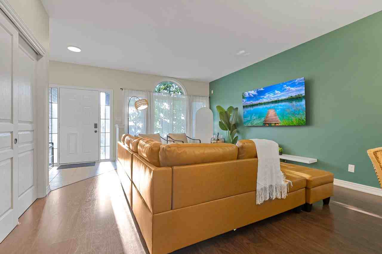 115 Tuliptree Road #1322494P - Photo 3 of 50