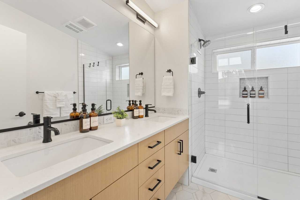 6501 23rd Ave Nw #1324823P - Photo 6 of 29