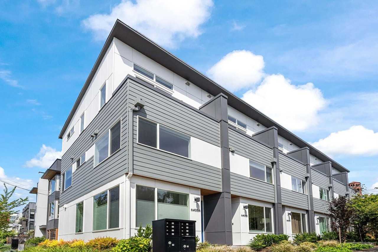 6405 22nd Ave Nw Unit B #1324823P - Photo 3 of 29