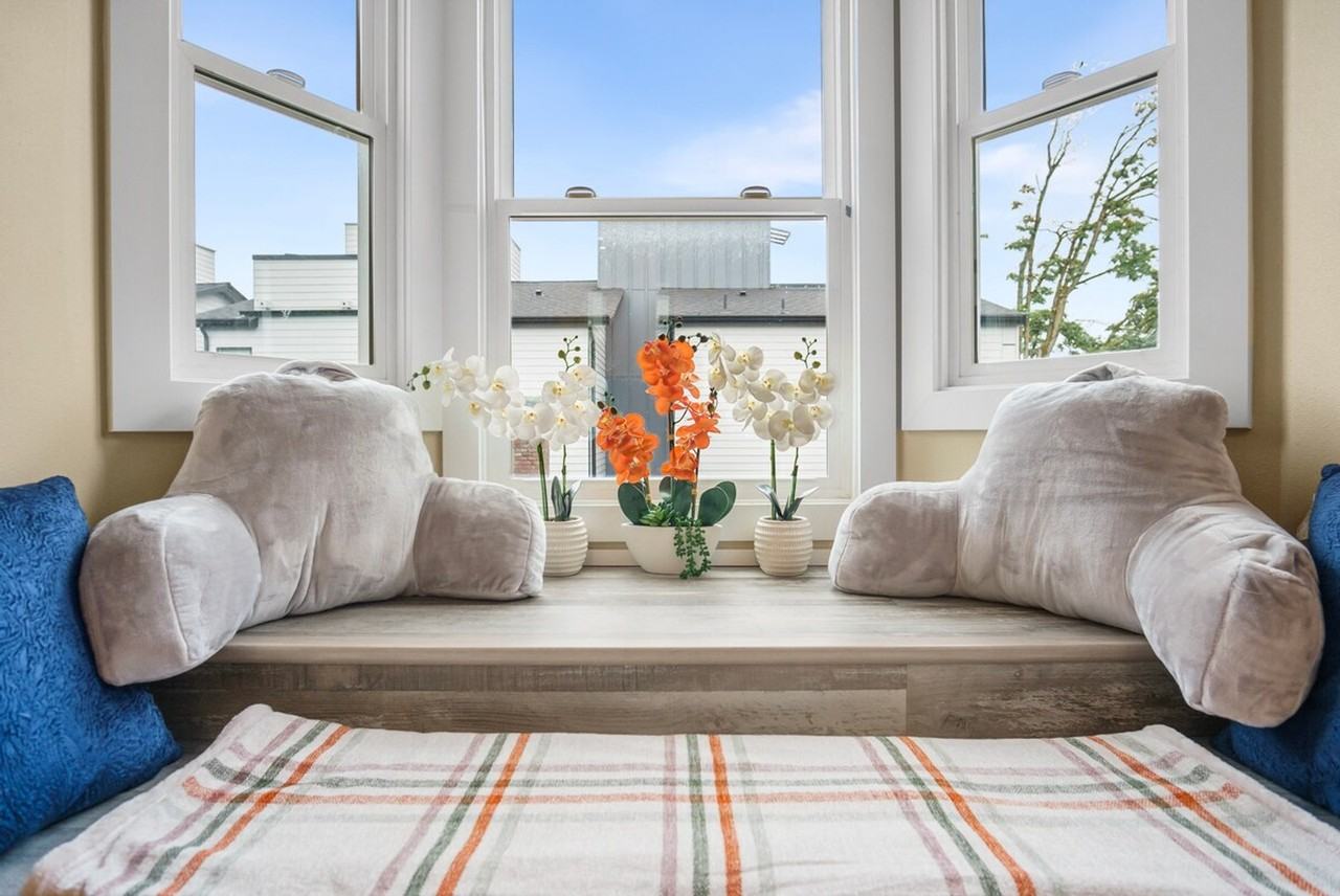 914 16th Avenue #1324827P - Photo 2 of 29