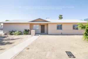 featured image of 1013 W Frito Ave