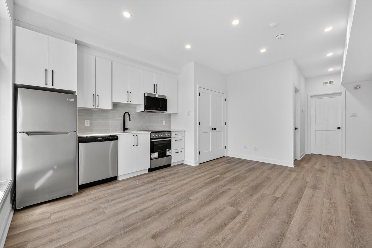 123 Harvey Street - Photo 5 of 20