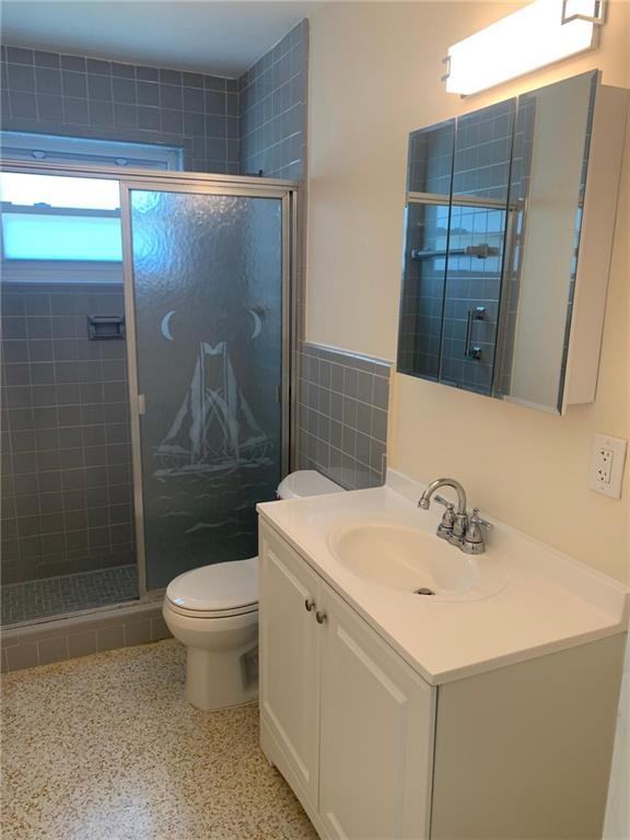 8245 Southwest 100th Street - Photo 2 of 11