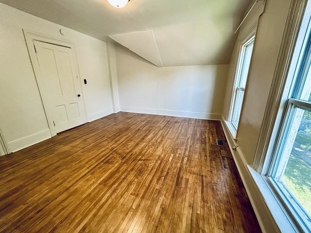 401 1St St Se3Rd Ave Se #3 - Photo 7 of 12