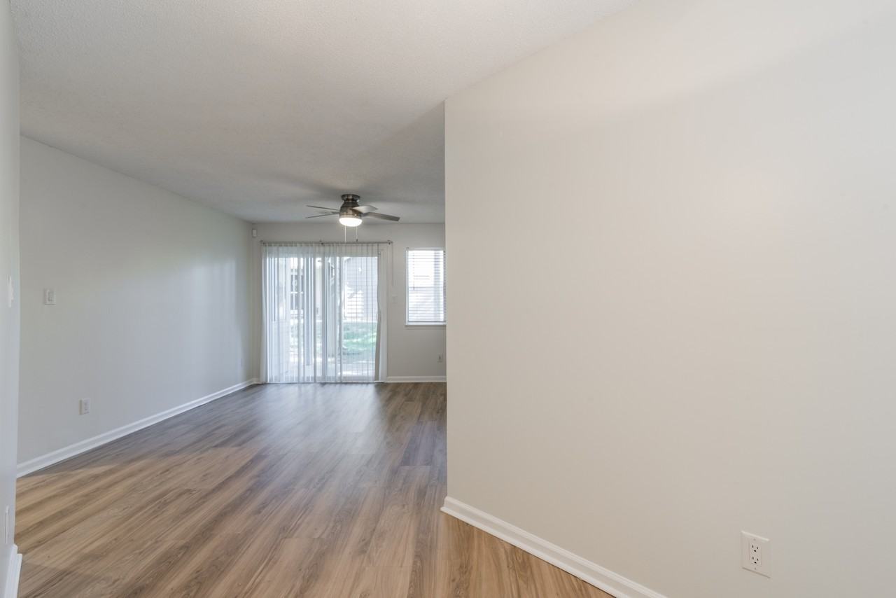 2539 Stockbridge Dr #1 - Photo 7 of 21