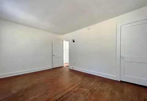 600 North Ave #B - Photo 2 of 12